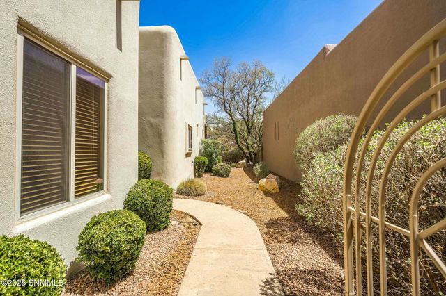 1506 Fairway Village Drive, Las Cruces, NM 88007