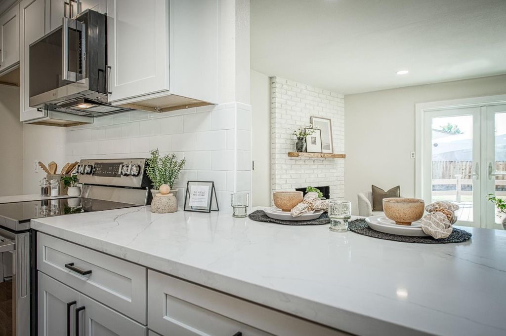 Image 13 of property listing at 6569 N Teilman Avenue, Fresno, CA 93711