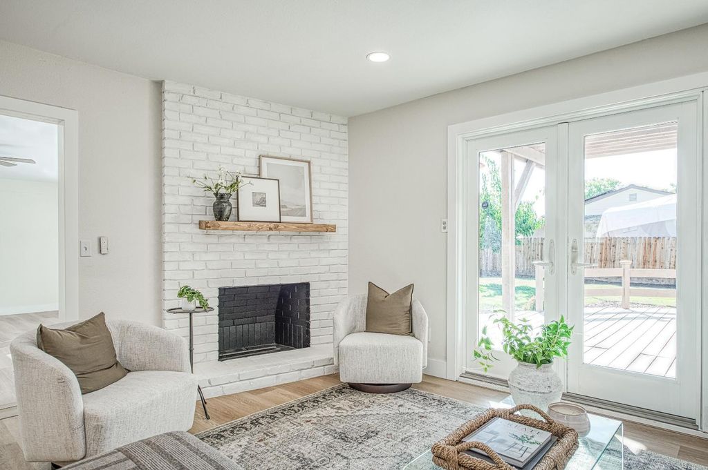 Image 18 of property listing at 6569 N Teilman Avenue, Fresno, CA 93711