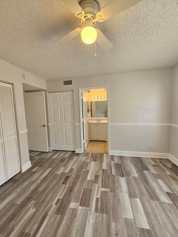 1540 Windorah Way A, West Palm Beach, FL 33411