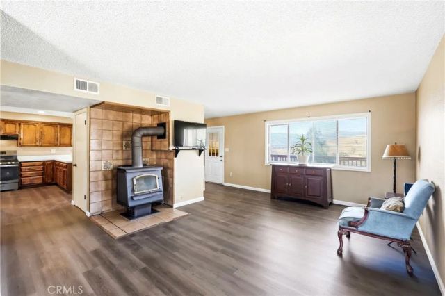 19504 Dovetail CT, Tehachapi, CA 93561