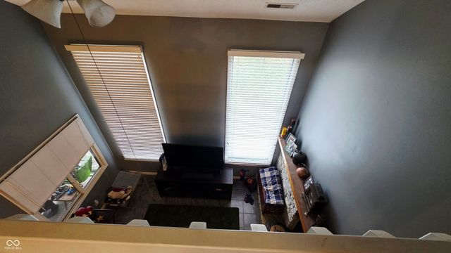 876 Woodcross Court, Avon, IN 46123