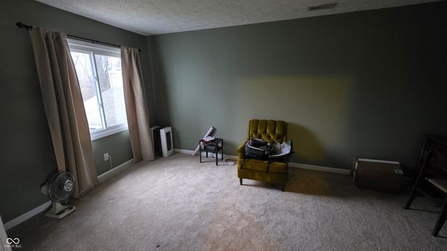 876 Woodcross Court, Avon, IN 46123