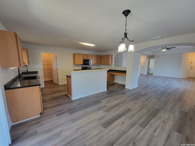 3830 Miho, San Antonio, TX 78223