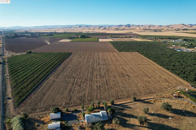 000 Hoffman Lane, Brentwood, CA 94513