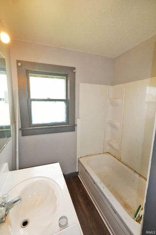 513 S Denby Avenue, Evansville, IN 47713