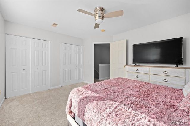 2056 Celebration Park Circle, Belleville, IL 62220