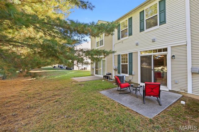 2056 Celebration Park Circle, Belleville, IL 62220