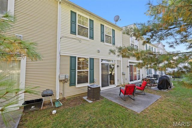 2056 Celebration Park Circle, Belleville, IL 62220