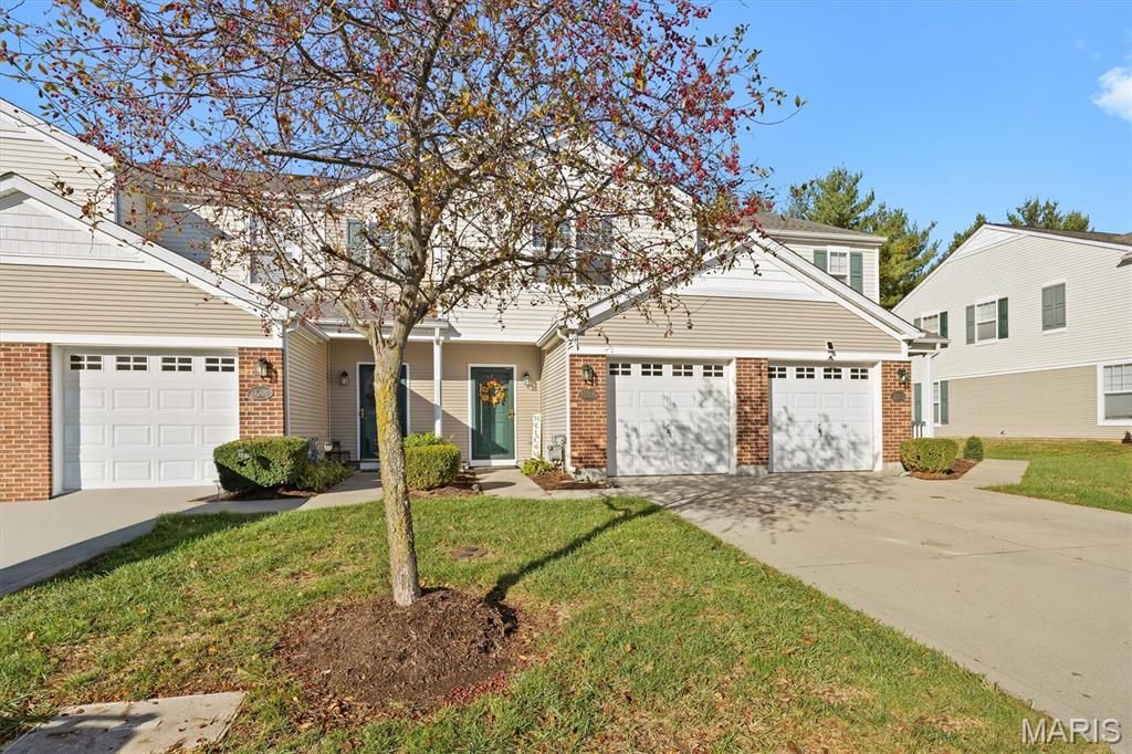 2056 Celebration Park Circle, Belleville, IL 62220