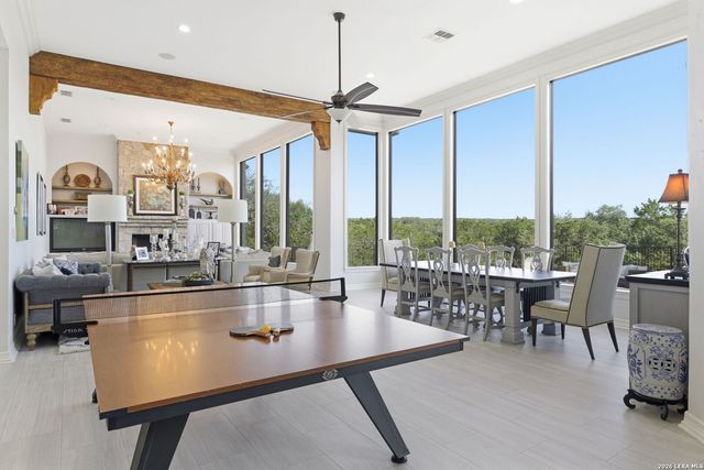 1723 Greystone Rdg, San Antonio, TX 78258
