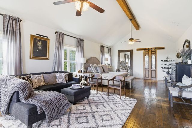 1723 Greystone Rdg, San Antonio, TX 78258