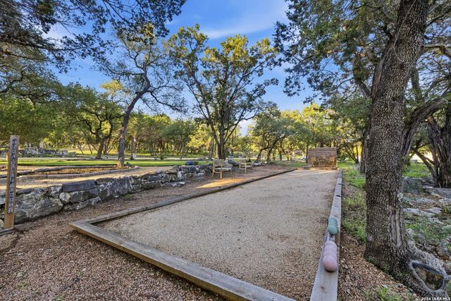 1723 Greystone Rdg, San Antonio, TX 78258