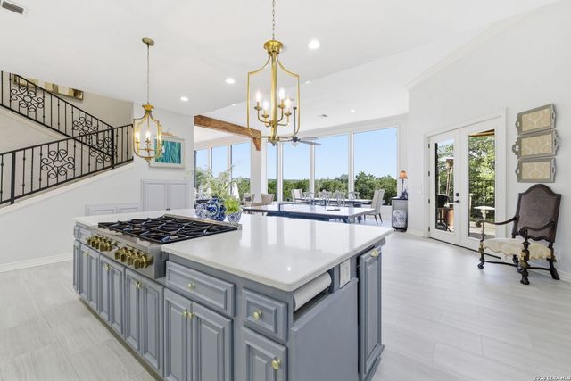1723 Greystone Rdg, San Antonio, TX 78258