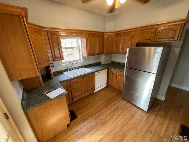 2208 Iowa Street, Granite City, IL 62040