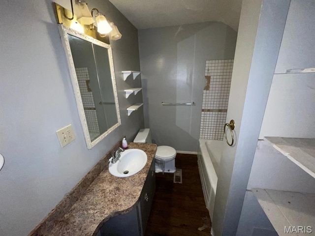 2208 Iowa Street, Granite City, IL 62040