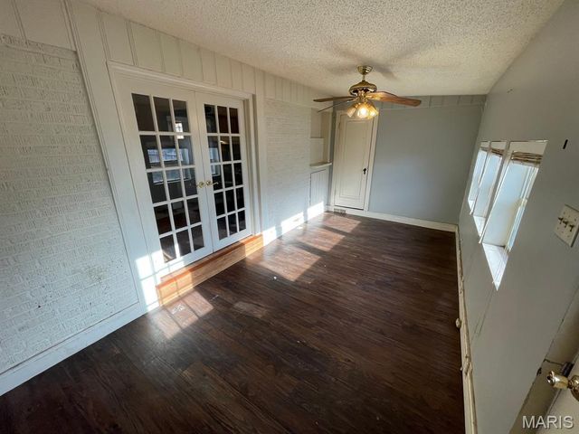 2208 Iowa Street, Granite City, IL 62040