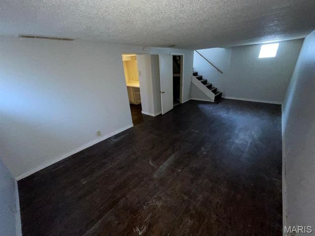 2208 Iowa Street, Granite City, IL 62040