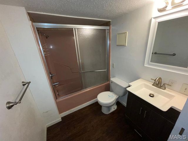 2208 Iowa Street, Granite City, IL 62040