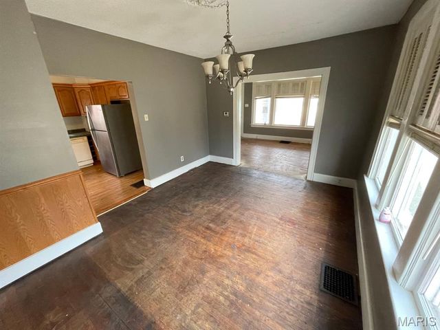 2208 Iowa Street, Granite City, IL 62040