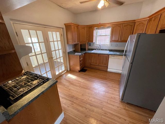 2208 Iowa Street, Granite City, IL 62040