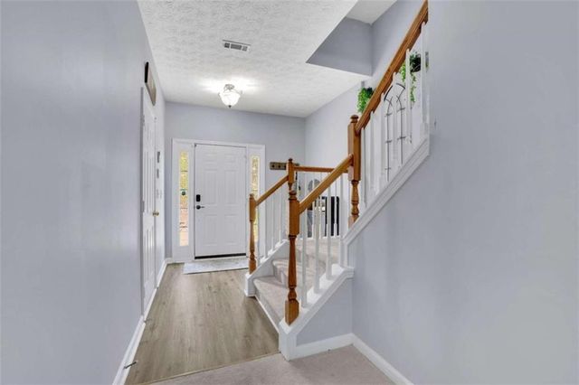 541 Lantern Wood Drive, Scottdale, GA 30079