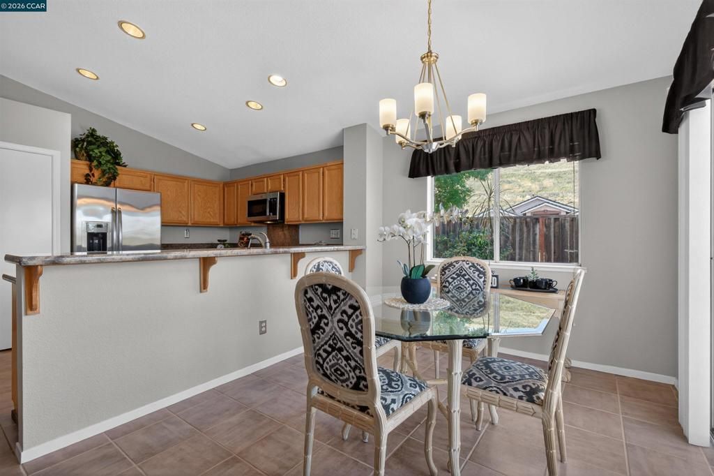 Image 10 of property listing at 549 Burdick Dr, Bay Point, CA 94565