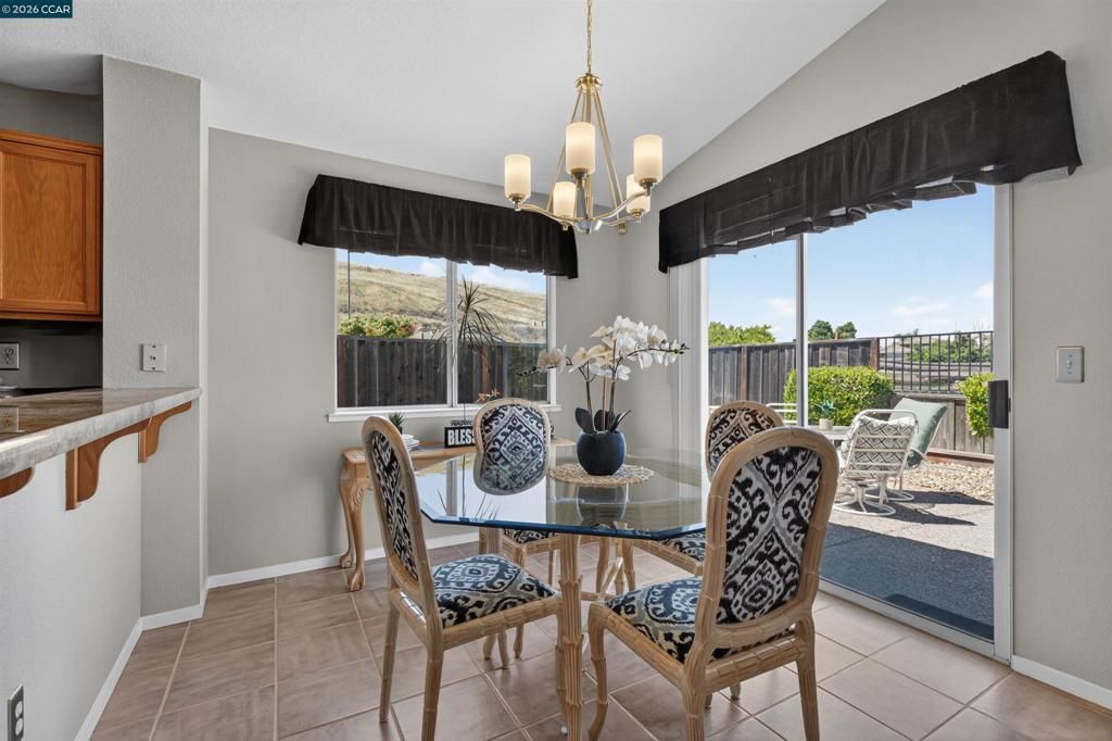 Image 9 of property listing at 549 Burdick Dr, Bay Point, CA 94565