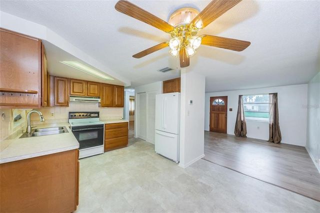 4535 FLORA AVENUE, Holiday, FL 34690