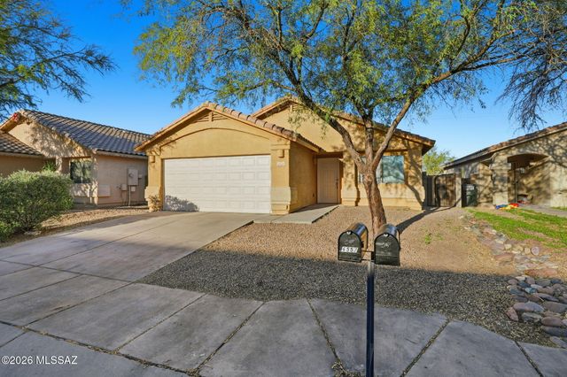 6563 E Ladonna Lane, Tucson, AZ 85756
