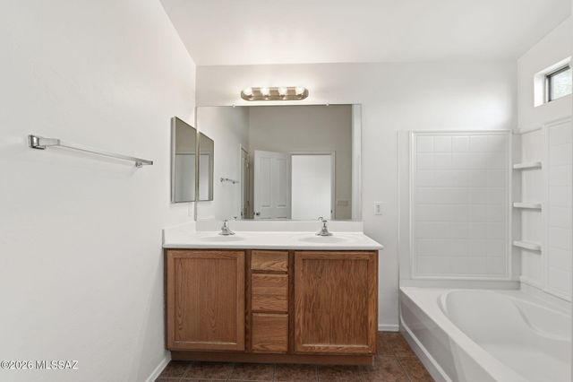 6563 E Ladonna Lane, Tucson, AZ 85756