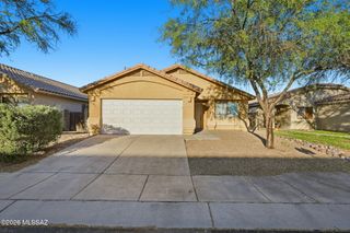 6563 E Ladonna Lane, Tucson, AZ 85756