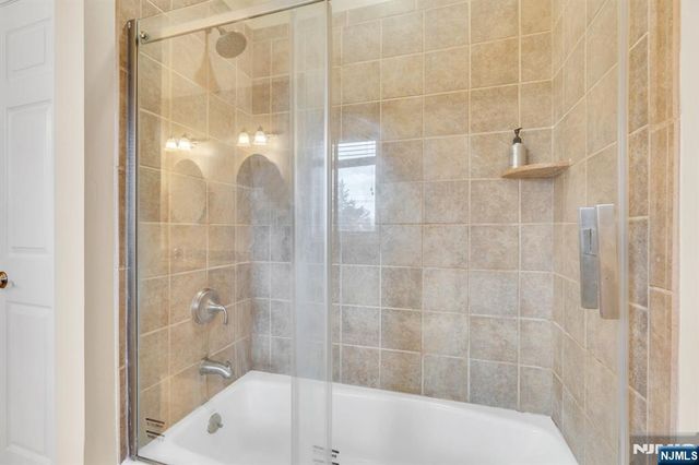 467 Summit Avenue, Hackensack, NJ 07601