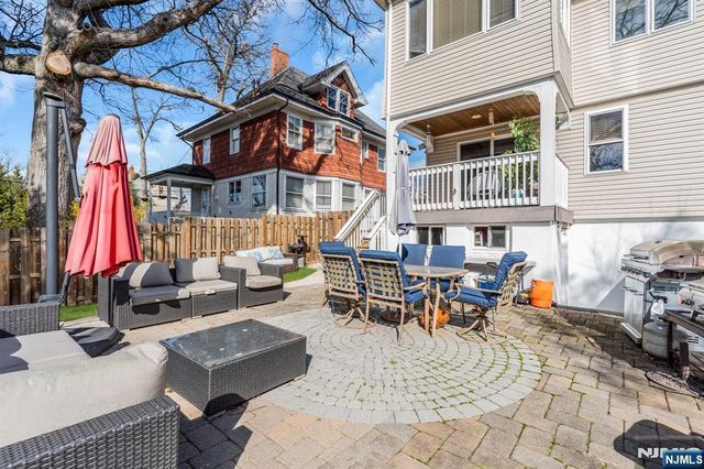 467 Summit Avenue, Hackensack, NJ 07601