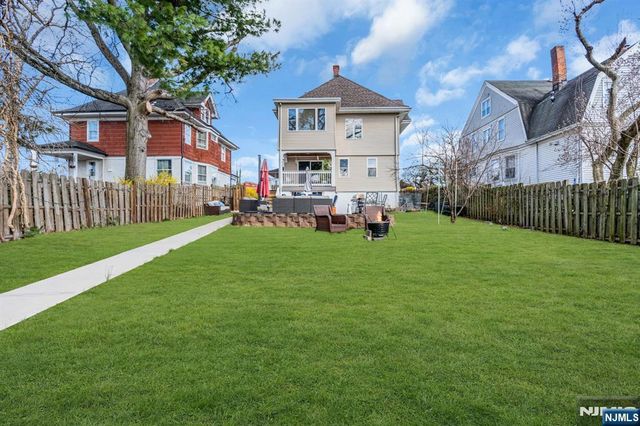 467 Summit Avenue, Hackensack, NJ 07601