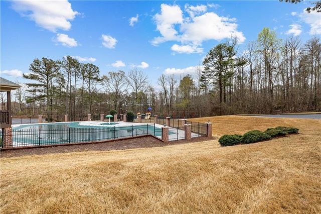 7460 River Walk Drive, Douglasville, GA 30135