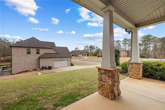 7460 River Walk Drive, Douglasville, GA 30135