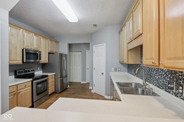 9535 Brightwell Drive, Indianapolis, IN 46260