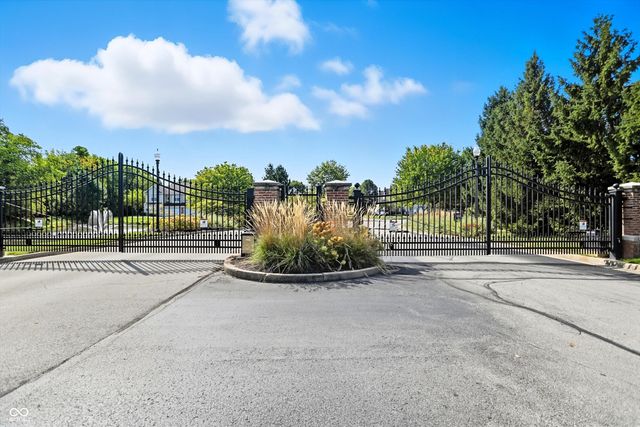 9535 Brightwell Drive, Indianapolis, IN 46260