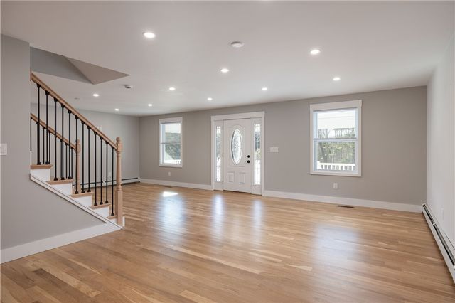 311 Hope Road, Cranston, RI 02921