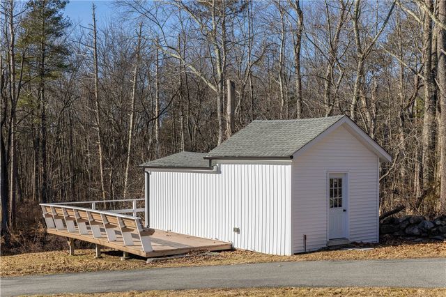 311 Hope Road, Cranston, RI 02921