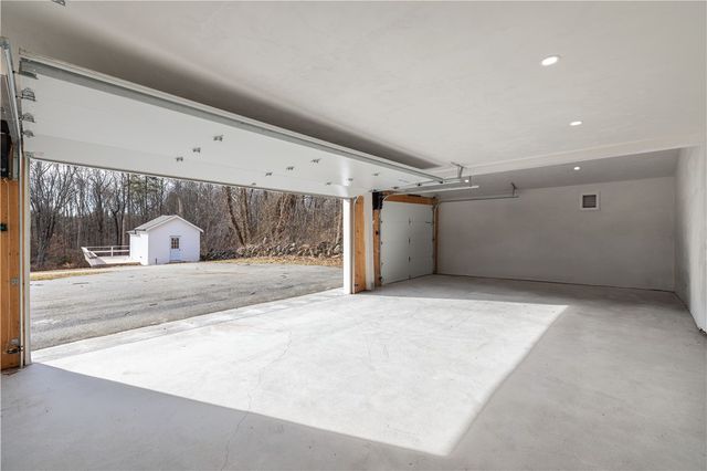 311 Hope Road, Cranston, RI 02921