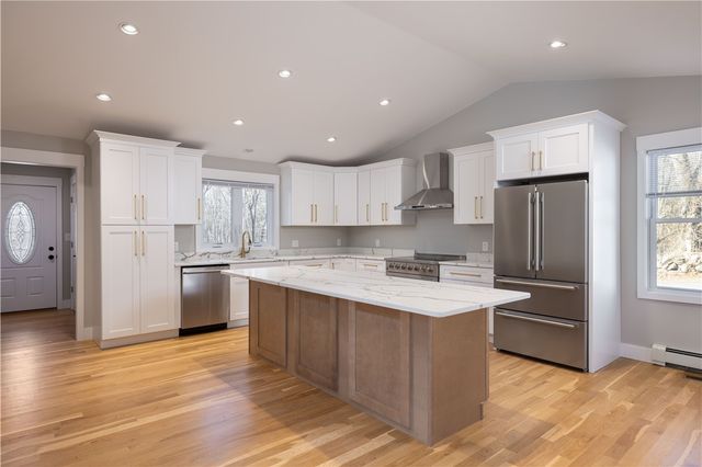 311 Hope Road, Cranston, RI 02921