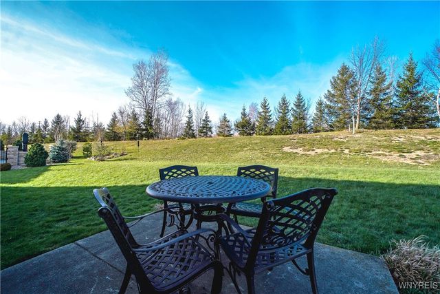 5190 Briercliff Drive, Hamburg, NY 14075