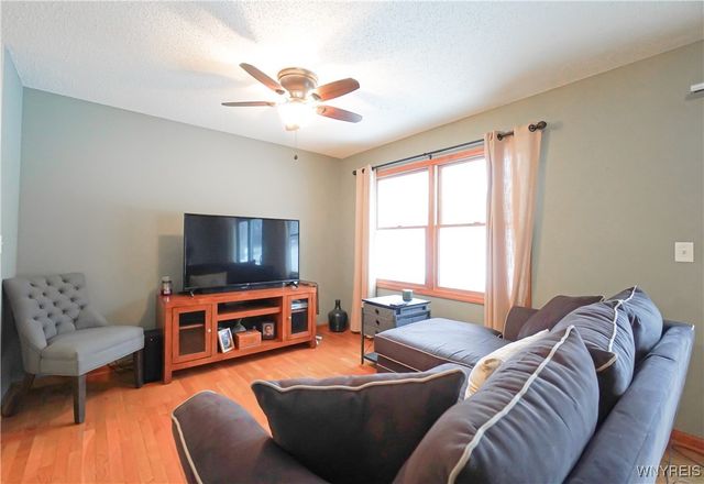 5190 Briercliff Drive, Hamburg, NY 14075