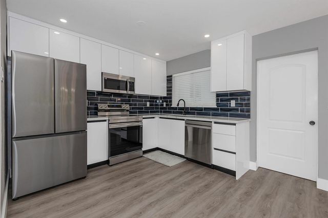 2733 NE 6th Avenue, Wilton Manors, FL 33334