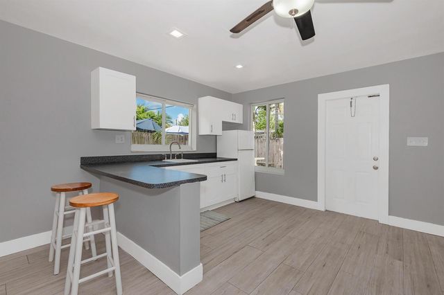 2733 NE 6th Avenue, Wilton Manors, FL 33334
