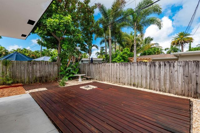 2733 NE 6th Avenue, Wilton Manors, FL 33334