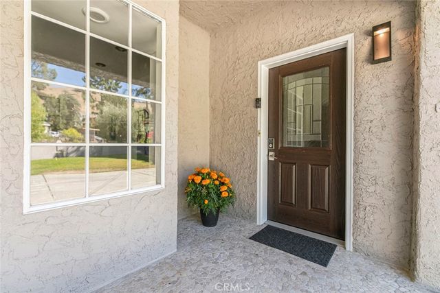 9620 Wheatland Avenue, Shadow Hills, CA 91040