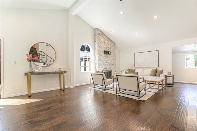 9620 Wheatland Avenue, Shadow Hills, CA 91040